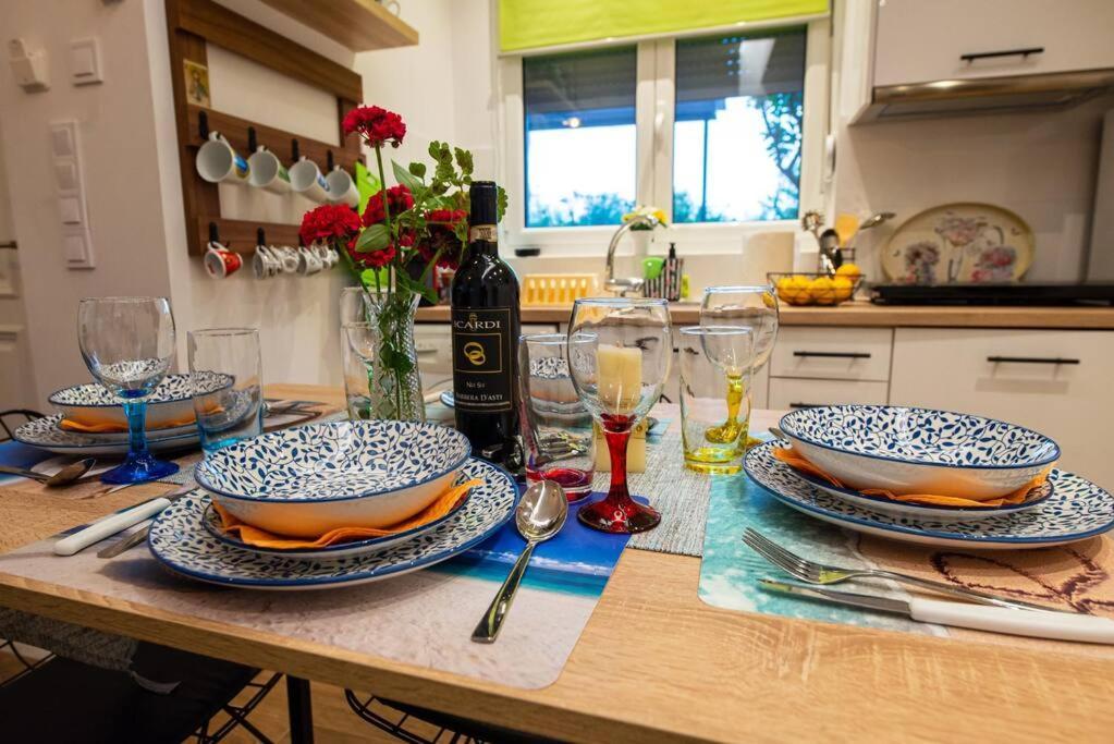 Lemon Garden Stylish Private Apartment Καλαμάτα Εξωτερικό φωτογραφία